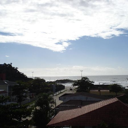 Residencial Studio Living Appartement Guaratuba Buitenkant foto