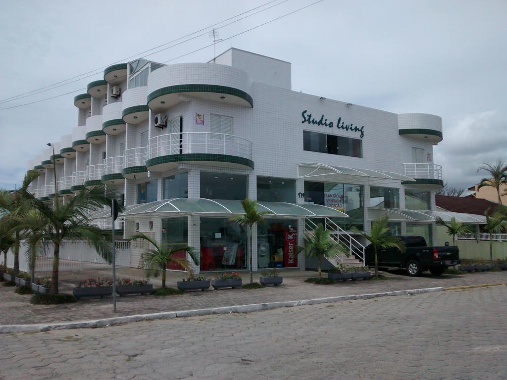 Residencial Studio Living Appartement Guaratuba Buitenkant foto