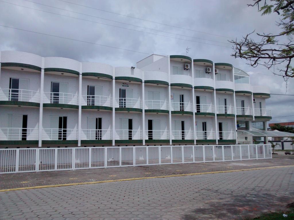 Residencial Studio Living Appartement Guaratuba Buitenkant foto